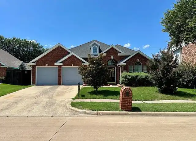 Property at 1529 Turning Leaf Ln, Garland, TX, 75040, 4 beds, 2 baths, [object Object]