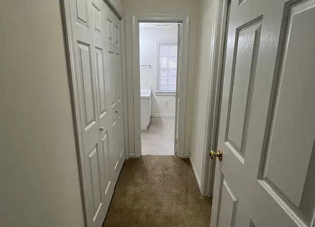 Photo of 401 Brook St, Clayton, NC 27520