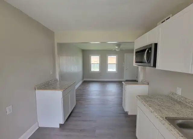 Property at 918 William Clark Rd, Fayetteville, NC, 28303, 2 beds, 1 bath, [object Object]