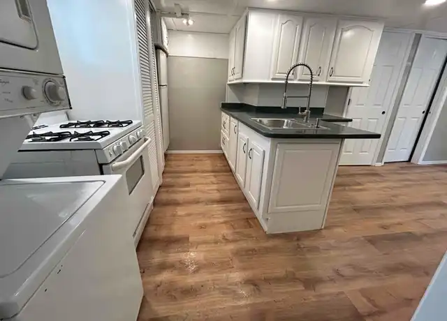 Property at 2019 W Cucharras St, Colorado Springs, CO, 80904, 2 beds, 1 bath, [object Object]