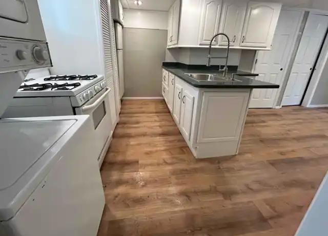 Property at 2019 W Cucharras St, Colorado Springs, CO, 80904, 2 beds, 1 bath, [object Object]