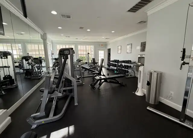 Property at 664 Arbor Lake Ln, Tampa, FL, 33602, 3 beds, 2 baths, [object Object]
