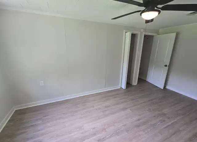 Property at 204 Glenora Ave, Sherwood, AR, 72120, 3 beds, 1 bath, [object Object]
