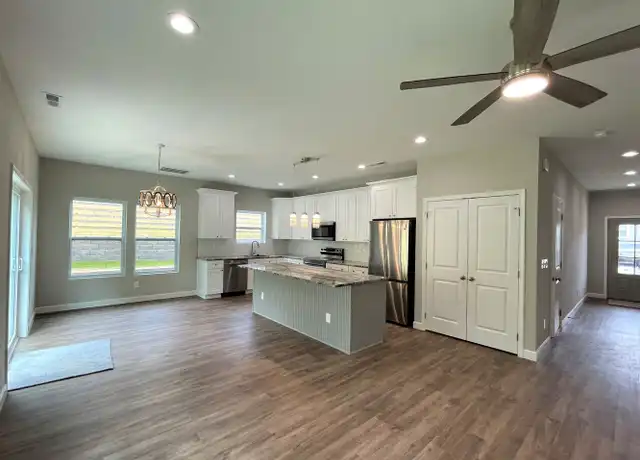 Property at 3805 Boyd Walters Ln, Knoxville, TN, 37931, 3 beds, 2.5 baths, [object Object]