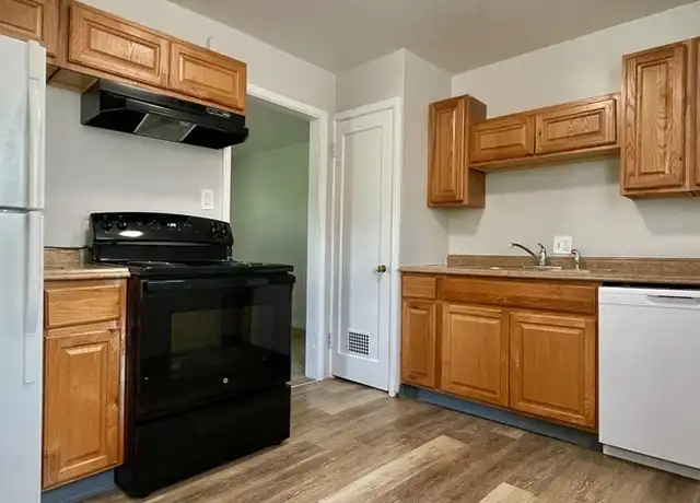 Property at 1426 E Buena Ventura St, Colorado Springs, CO, 80909, 2 beds, 1 bath, [object Object]