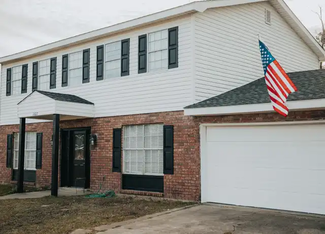 Property at 1607 Matilda St, Westlake, LA, 70669, 4 beds, 2.5 baths, [object Object]
