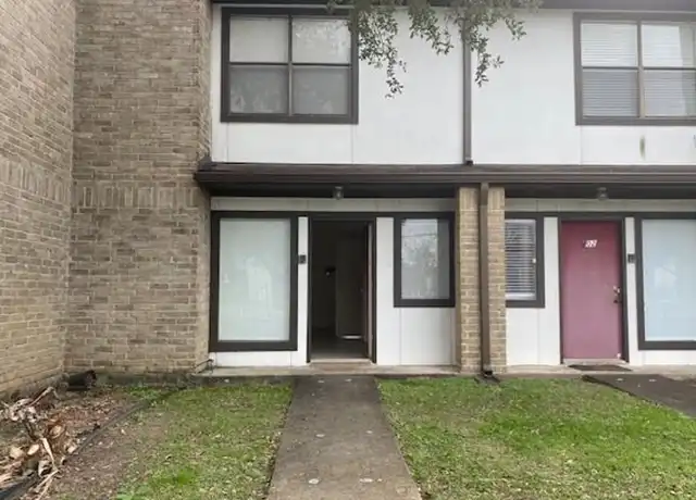 Property at 6633 W Airport Blvd #103, Houston, TX, 77035, 2 beds, 2.5 baths, [object Object]