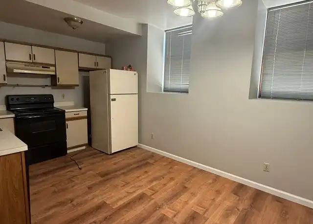 Property at 153 E High St Unit 103, Elizabethtown, PA, 17022, 2 beds, 1 bath, [object Object]