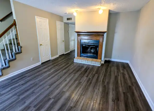 Property at 124 Elizabeths Ct, Antioch, TN, 37013, 2 beds, 1.5 baths, [object Object]