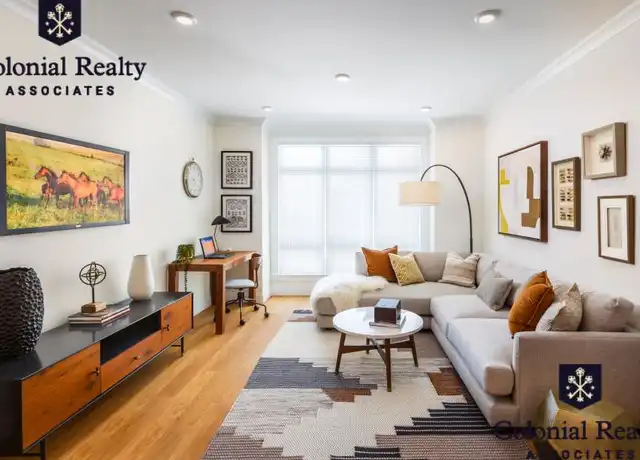 Property at 137 Asheville Rd, Chestnut Hill, MA, 02467, 1 bed, 1 bath, [object Object]