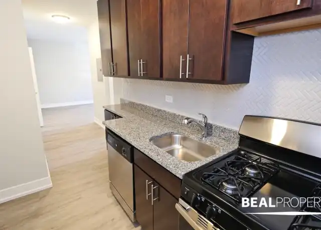 Property at 703 W Brompton Ave #14, Chicago, IL, 60657, 1 bed, 1 bath, [object Object]