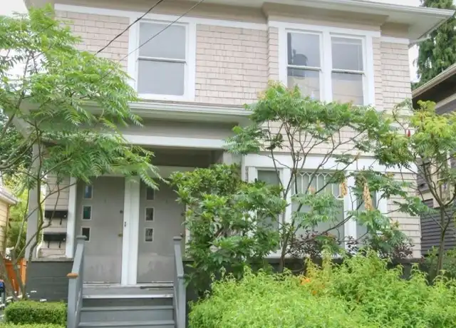Property at 620 Malden Ave E #4, Seattle, WA, 98112, 2 beds, 1 bath, [object Object]