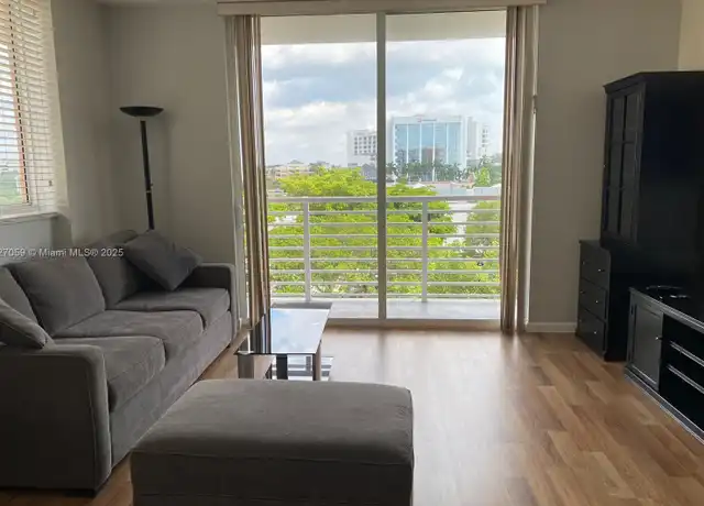 Property at 18800 NE 29th Ave #401, Miami, FL, 33180, 1 bed, 1 bath, [object Object]