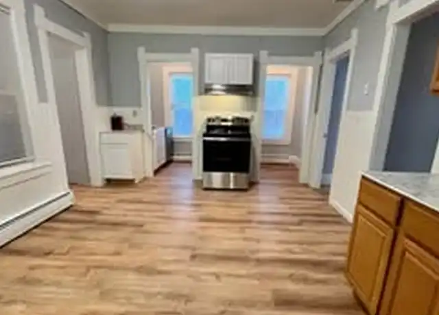 Property at 19 Glenwood St Unit 2, Gardner, MA, 01440, 2 beds, 1 bath, [object Object]