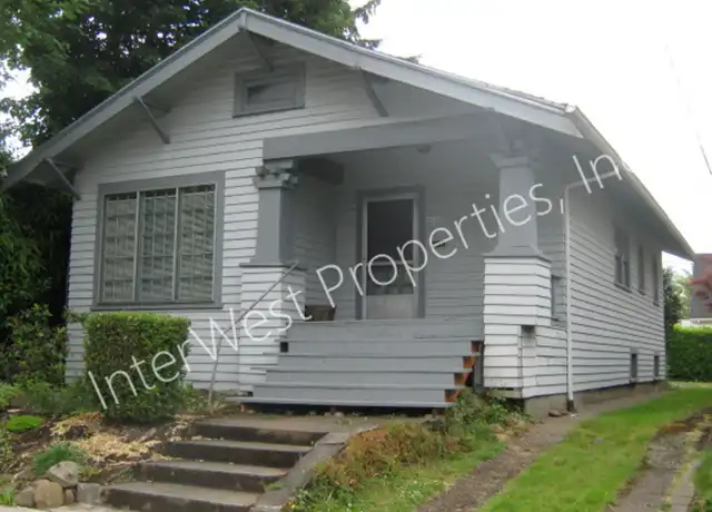 Property at 4621 NE 33rd Ave, Portland, OR, 97211, 2 beds, 1 bath, [object Object]