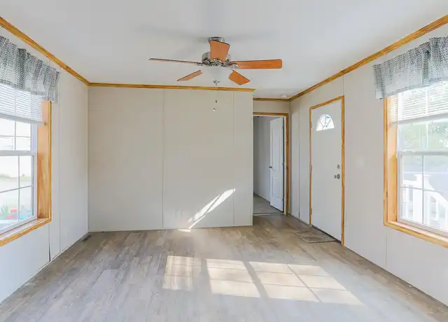 Property at New Colony - 3101 Homestead Duquesne Rd, West Mifflin, PA, 15122, 2 beds, 1 bath, [object Object]