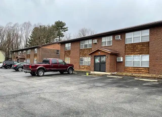 Property at Madison Place Apartments - 1029 Caroline Dr, Washington, MO, 63090, 2 beds, 1 bath, [object Object]