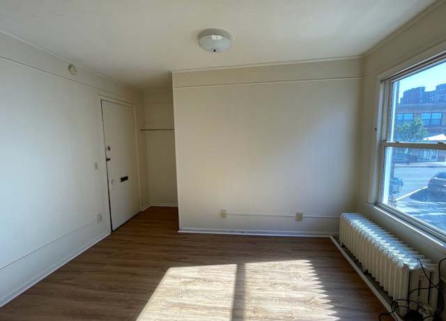 Photo of 417 McKinley Ave NW Unit 104, Canton, OH 44702