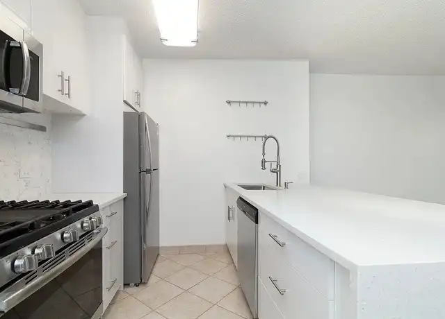 Property at 6254 97th Pl, Rego Park, NY, 11374, 1 bed, 1 bath, [object Object]