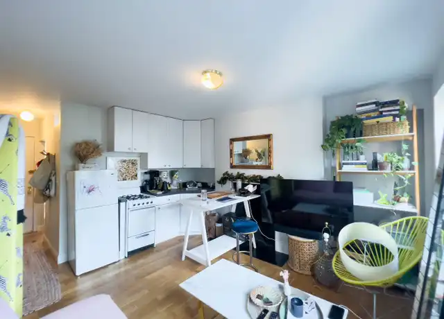 Property at 99 Perry St Unit 5C, New York, NY, 10014, 1 bed, 1 bath, [object Object]