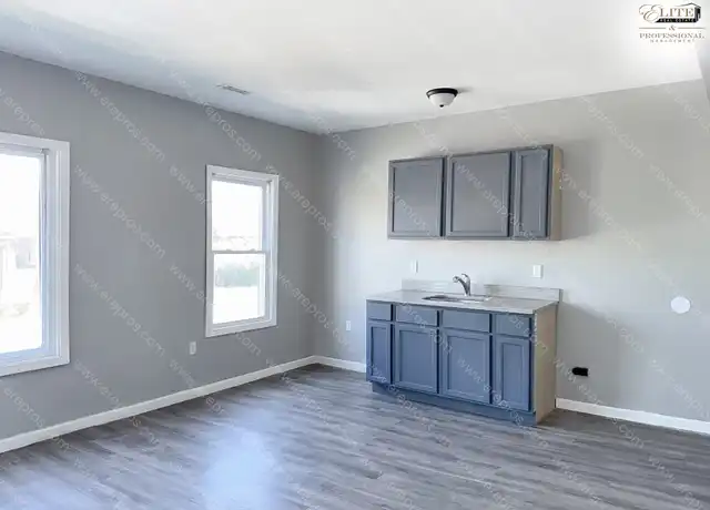 Property at 12564 Pinehurst St, Detroit, MI, 48204, 1 bed, 1 bath, [object Object]