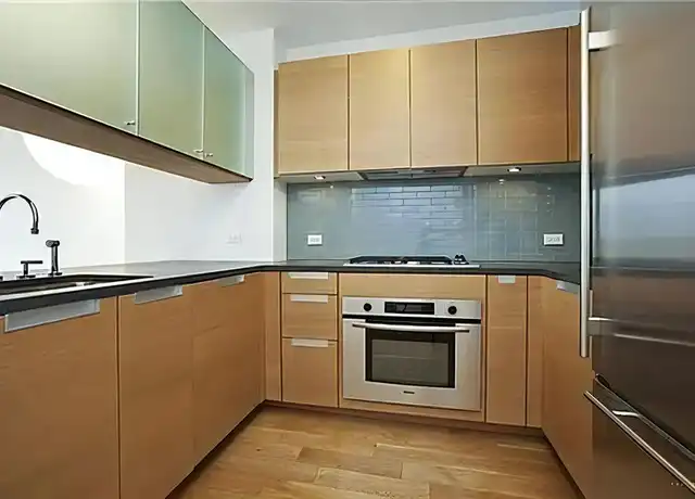 Property at 310 W 52nd St Unit 9C, New York, NY, 10019, 1 bed, 2 baths, [object Object]
