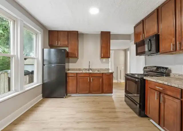 Property at 2005 Aberdeen Ave, Columbus, OH, 43211, 4 beds, 1 bath, [object Object]