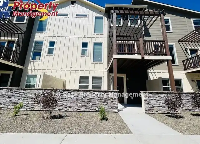 Property at 3090 N Network Ln, Boise, ID, 83704, 4 beds, 3.5 baths, [object Object]