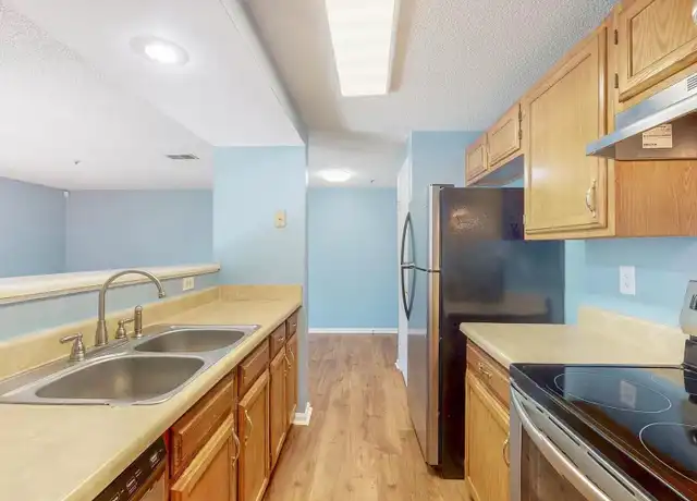 Property at 1610 Arlyn Cir, Charlotte, NC, 28213, 1 bed, 1 bath, [object Object]