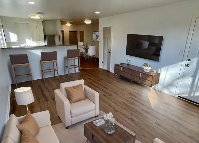 Property at 5650 Macey Ave Unit 1, Cincinnati, OH, 45227, 2 beds, 1 bath, [object Object]