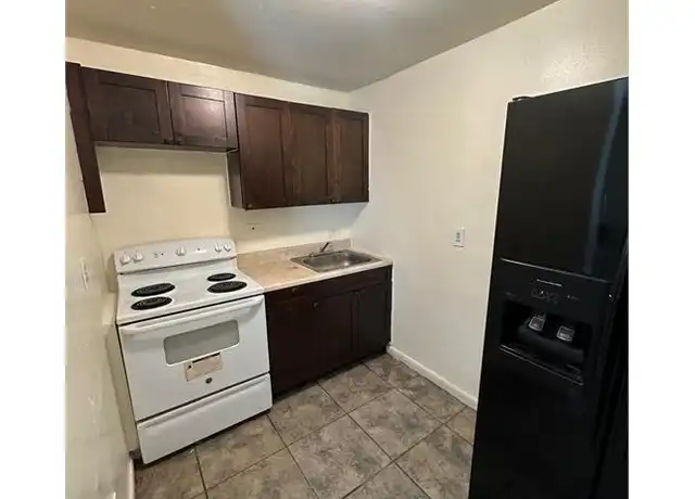 Property at 830 NW 70th St Unit 3, Miami, FL, 33150, 1 bed, 1 bath, [object Object]