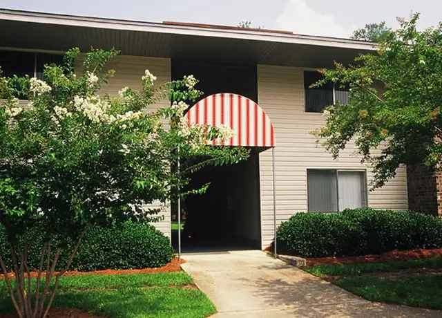 Photo of 1815 Bacons Bridge Rd, Summerville, SC 29485