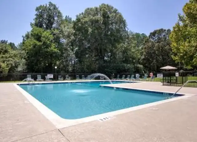 Photo of 1815 Bacons Bridge Rd, Summerville, SC 29485