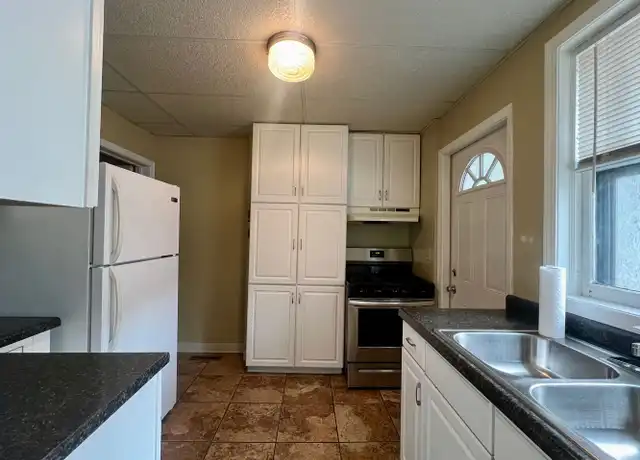 Property at 225 State St Unit 227, Mankato, MN, 56001, 3 beds, 1 bath, [object Object]