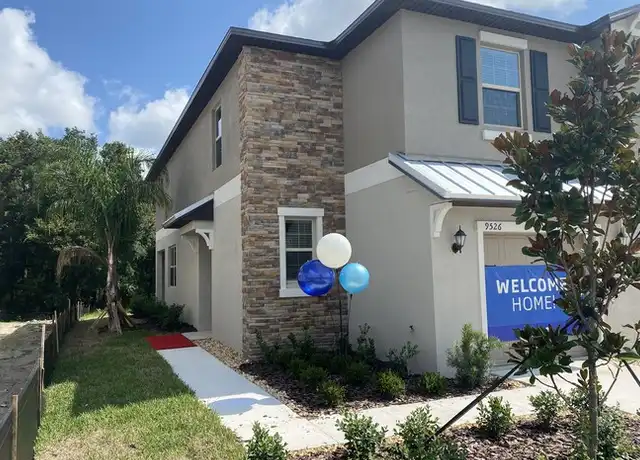 Property at 9526 Pembrooke Pines Dr, Sun City Center, FL, 33573, 3 beds, 2.5 baths, [object Object]