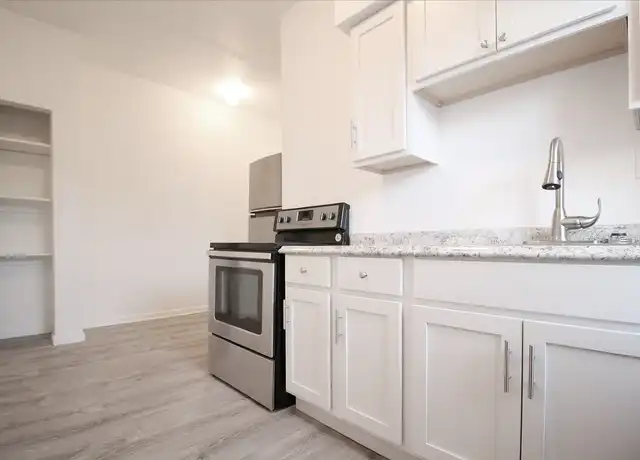 Property at Park Towers - 1415 W 112th St, Cleveland, OH, 44102, 1 bed, 1 bath, [object Object]