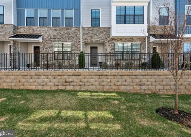 Property at 365 Star Tavern Ln, West Chester, PA, 19382, 3 beds, 2.5 baths, [object Object]