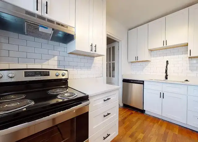 Property at Candler Commons - 305 E Ponce de Leon Ave, Decatur, GA, 30030, 2 beds, 1 bath, [object Object]