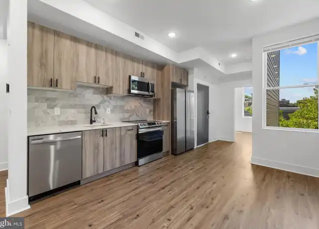 Property at 3934 W Girard Ave #2, Philadelphia, PA, 19104, 2 beds, 1 bath, [object Object]