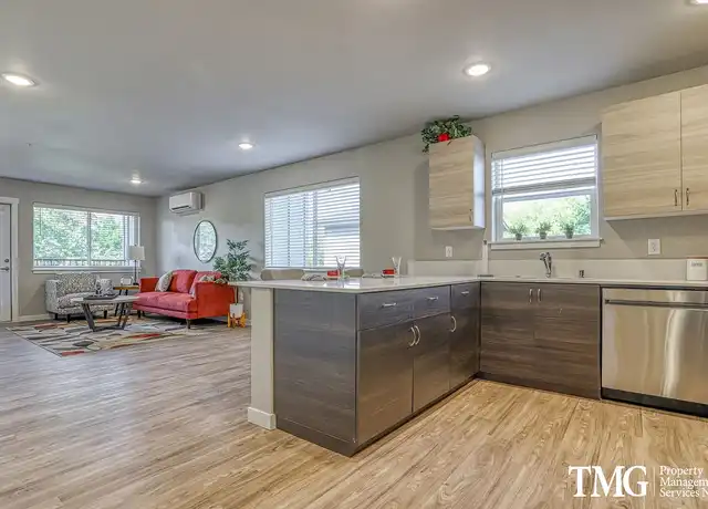 Property at Waterford Terrace Apartments - 9615 NE 25th Ave, Vancouver, WA, 98665, 2-3 beds, 1-1.5 bath, [object Object]
