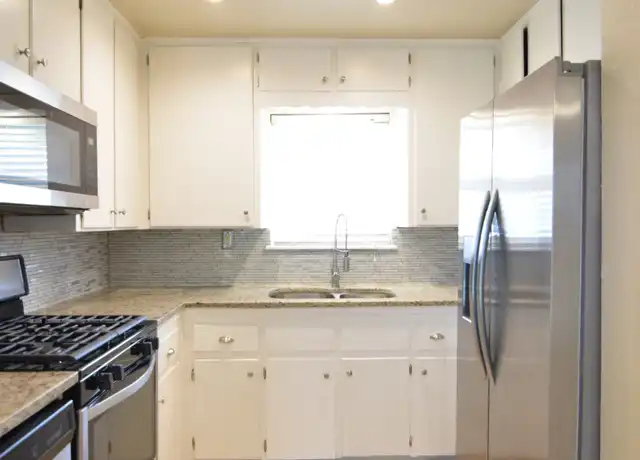 Property at 807 Haynes Dr, Killeen, TX, 76543, 4 beds, 2 baths, [object Object]