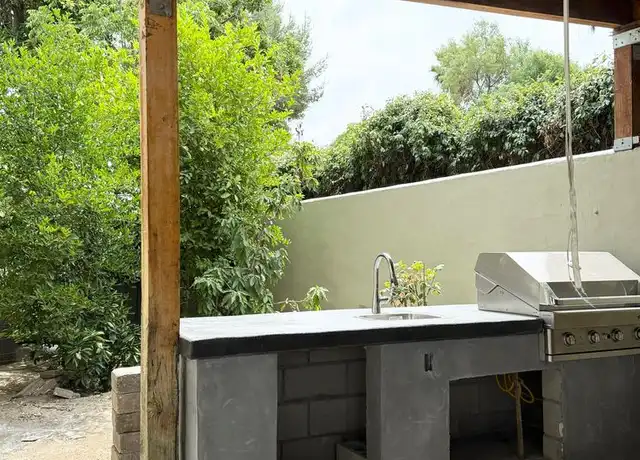 Property at 14030 Bessemer St, Van Nuys, CA, 91401, 2 beds, 2 baths, [object Object]