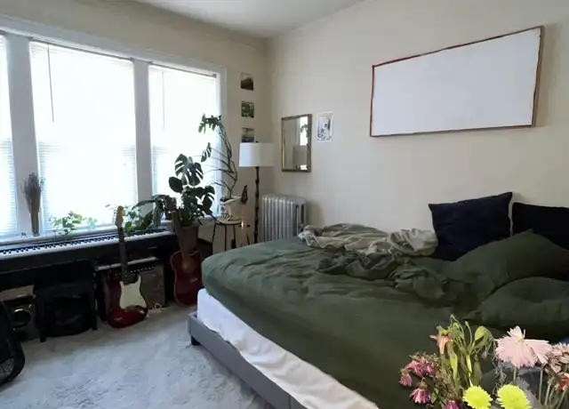 Property at 1916 N Drake Ave Unit 1916-2W, Chicago, IL, 60647, 2 beds, 1 bath, [object Object]