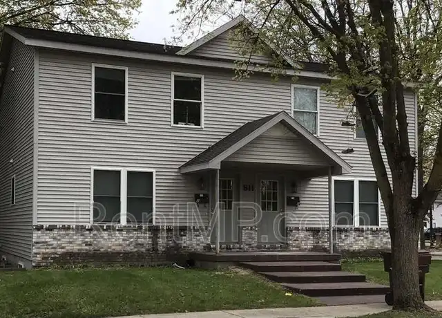 Property at 811 S Main St Unit A, Mt Pleasant, MI, 48858, 4 beds, 2 baths, [object Object]