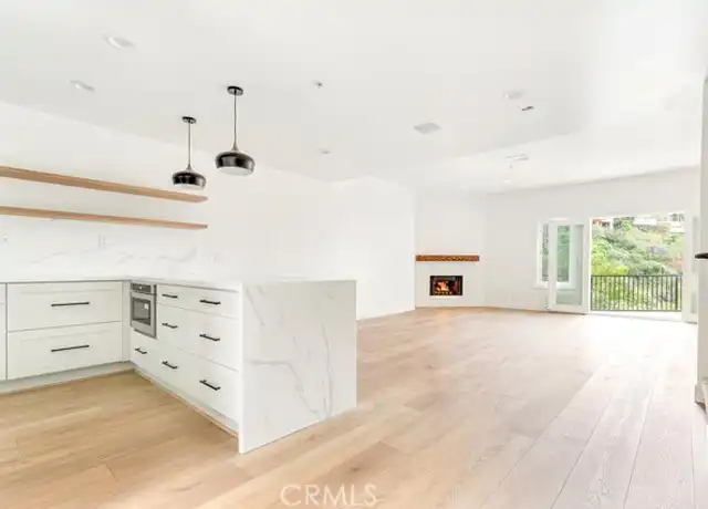Property at 401 Seaward Rd #9, Corona del Mar, CA, 92625, 3 beds, 2.5 baths, [object Object]