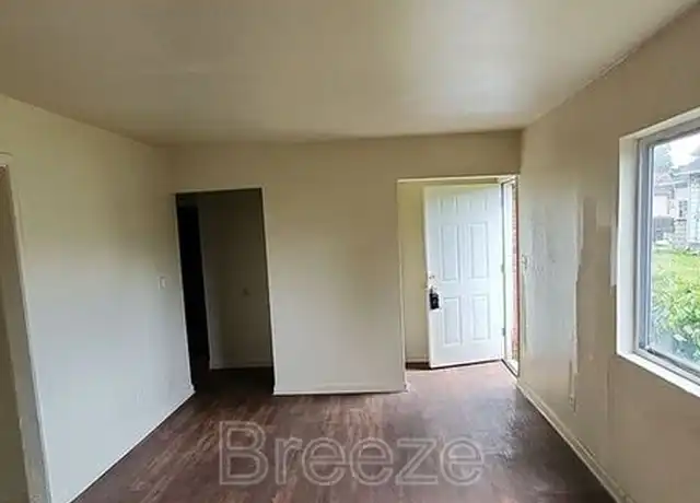 Property at 1531 Freedom St Unit B, Toledo, OH, 43605, 2 beds, 2 baths, [object Object]