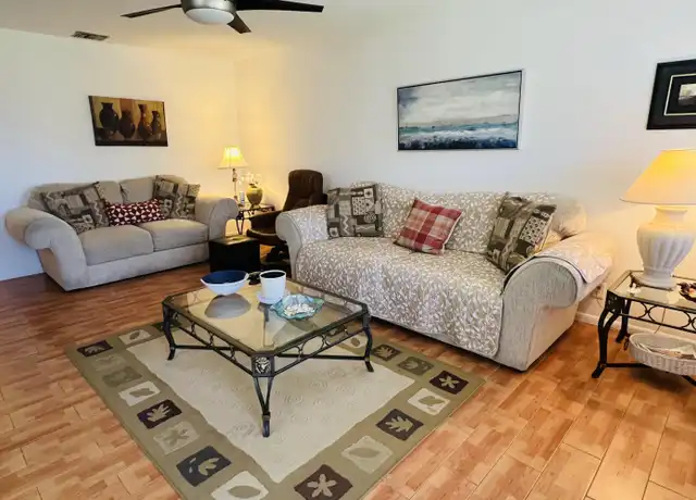 Property at 42 Coventry B Unit B, West Palm Beach, FL, 33417, 2 beds, 1 bath, [object Object]