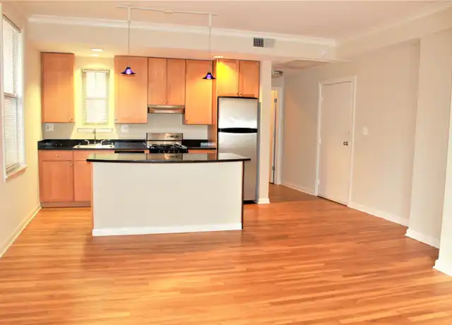 Property at 2070 Belmont Rd NW Unit 109, Washington, DC, 20009, 1 bed, 1 bath, [object Object]