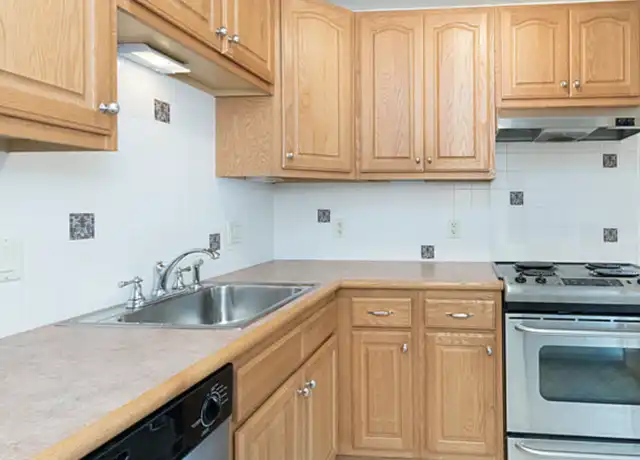 Property at 61 Anderson St Unit 5, Boston, MA, 02114, 1 bed, 1 bath, [object Object]