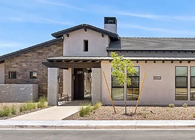 Photo of 2905 E Dylan Trl, San Tan Valley, AZ 85143
